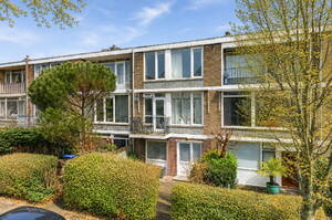 Debussystraat 39 Leiden Debussystraat 39 Leiden
